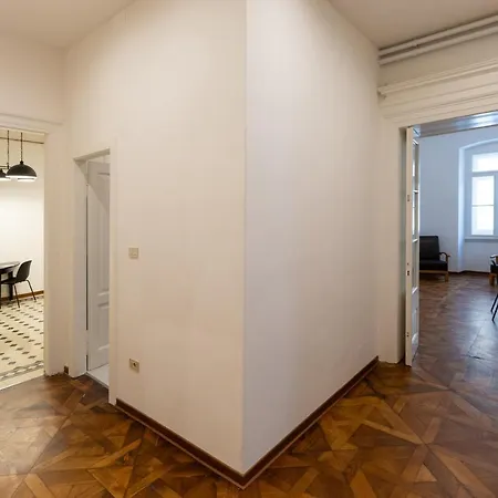 Il Golfo - Elegante Zona Rive * Triëst