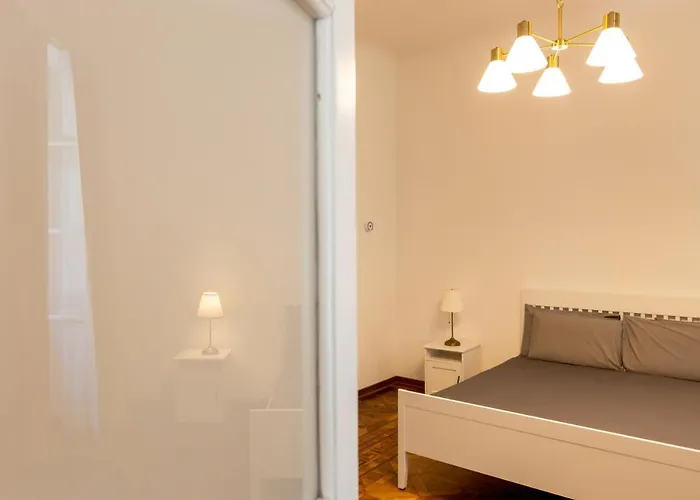 Il Golfo - Elegante Zona Rive Appartamento Trieste